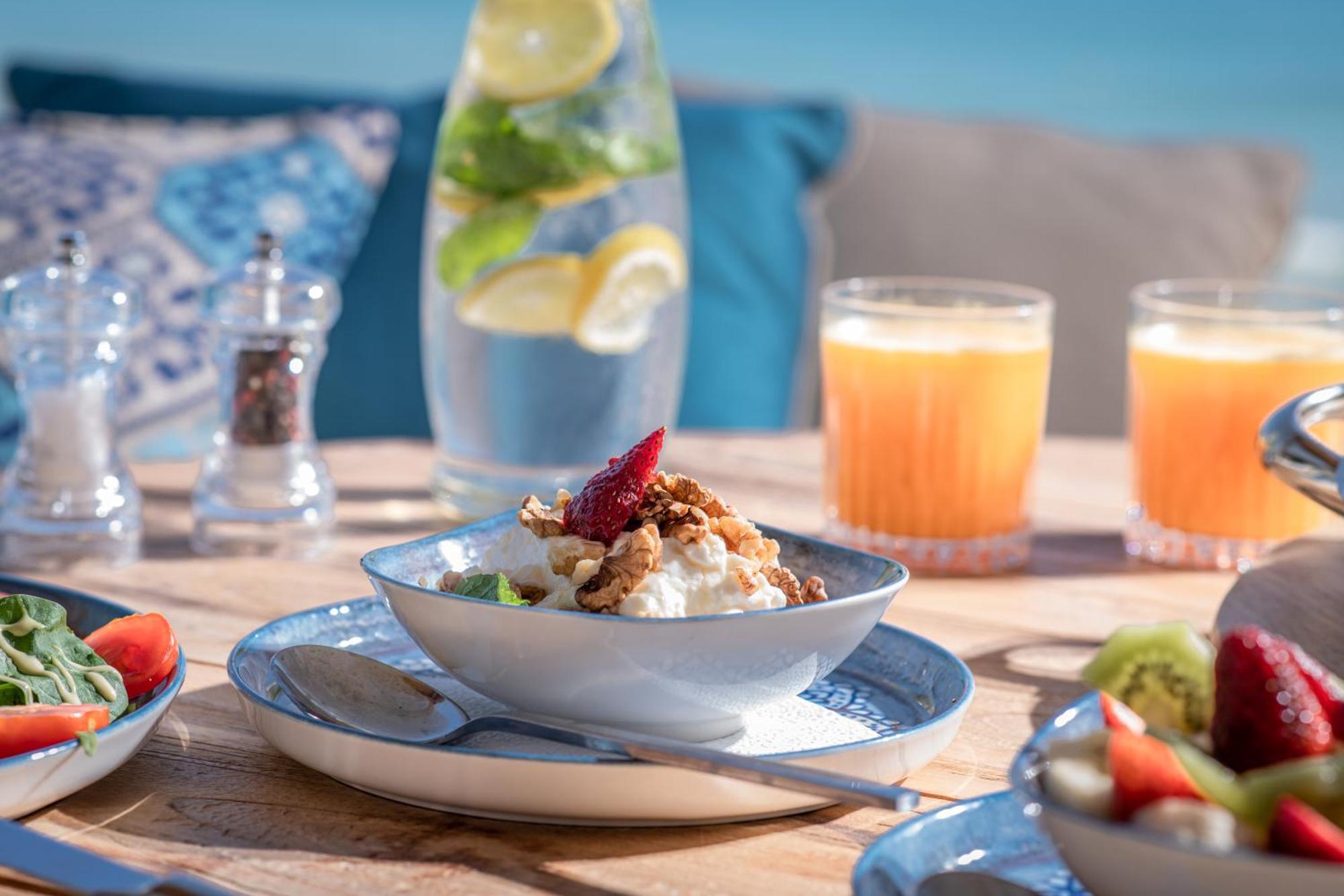 Parthenis Beach, Suites By The Sea Malia Buitenkant foto